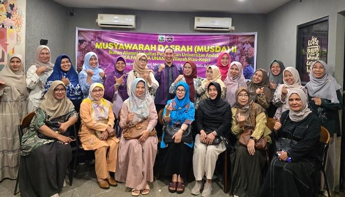 Tahidin Terpilih Aklamasi Pimpin IKA Faterna Unand Riau-Kepri Periode 2026-2030